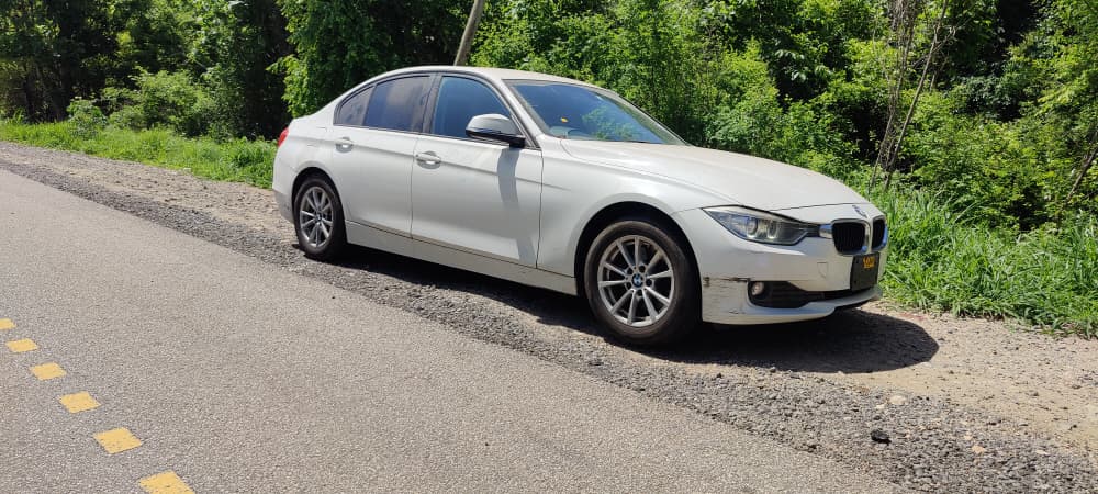 BMW 320d (F30 Series) - Image 6