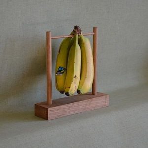 WOOD BANANA STAND/RACK