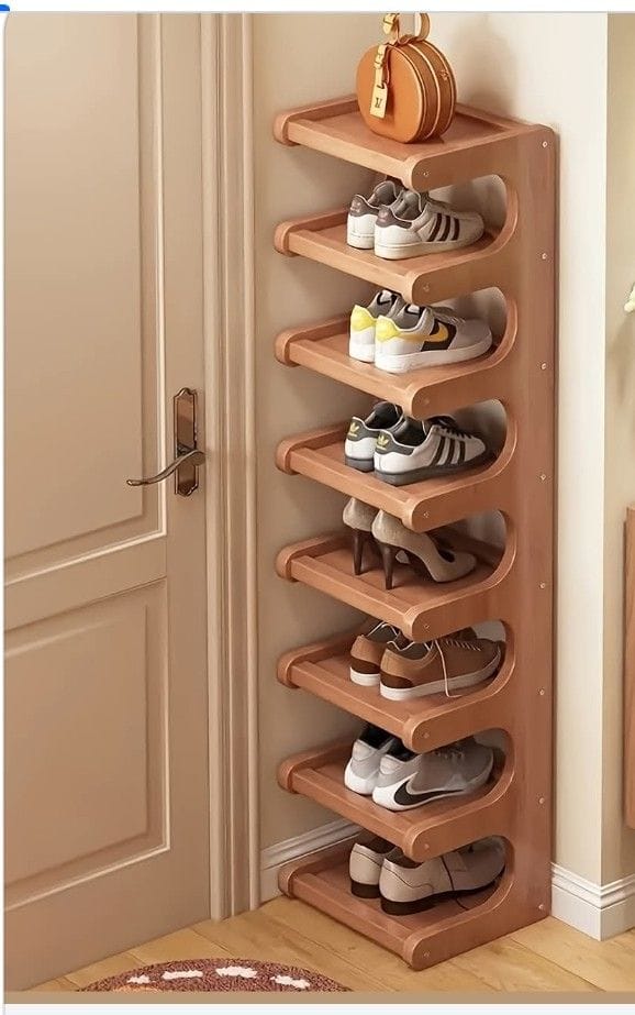 WOODEN SHOE RACK